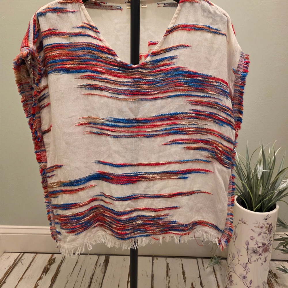 Dylan by True Grit Women XS/S Textured Cotton Frayed V-Neck Red Blue Stripe H592